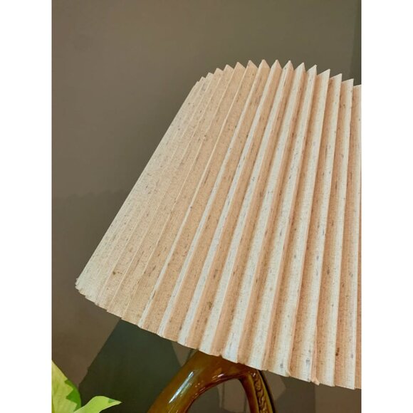 Vintage Mid Modern Mustard Lamp - Picture 4 of 5